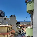 Accogliente Casa Nel Centro Storico Di Valona