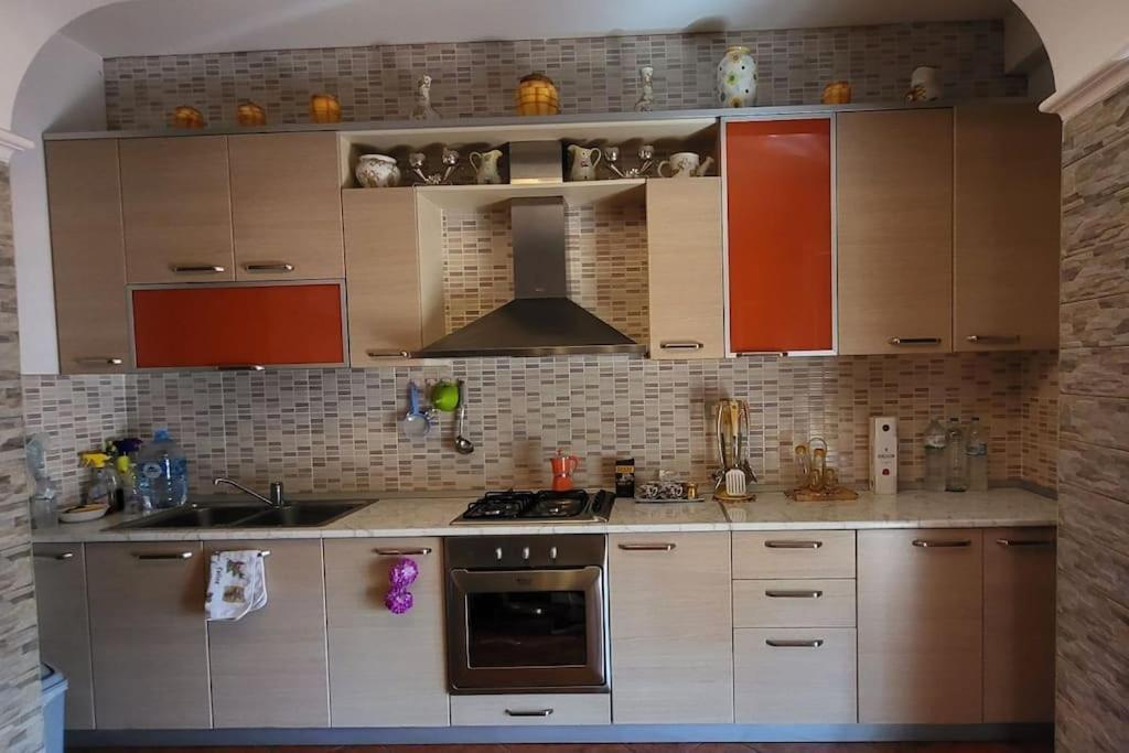 Accogliente Casa Nel Centro Storico Di Valona * Vlorë