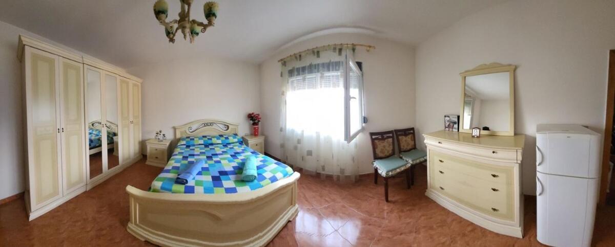 Apartment Accogliente Casa Nel Centro Storico Di Valona
