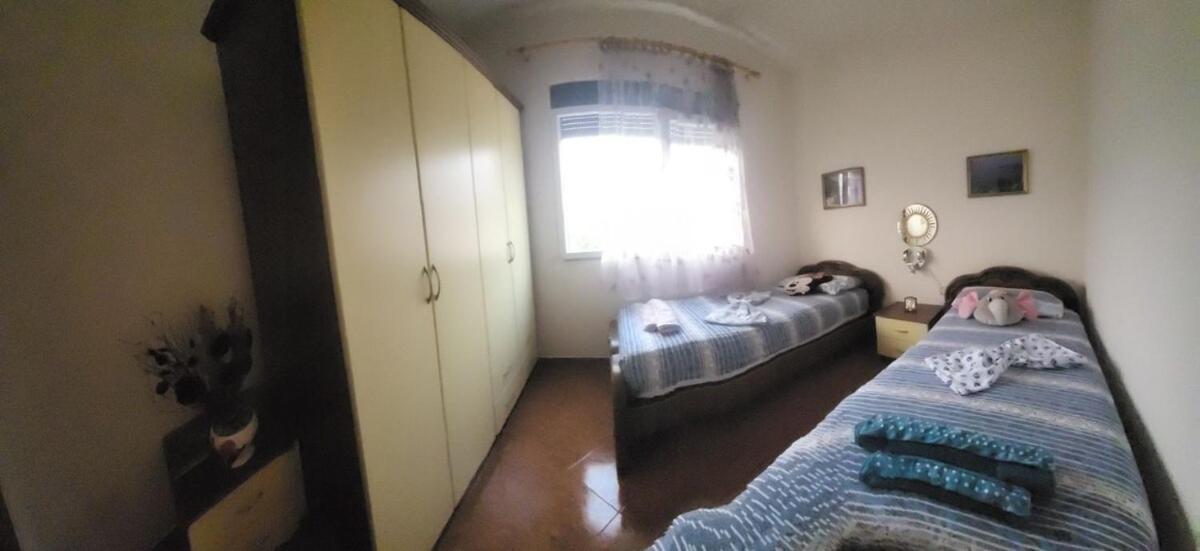 Apartment Accogliente Casa Nel Centro Storico Di Valona *